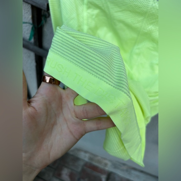Lululemon Swiftly Tech Long Sleeve 2.0 Dew Green / Neo Mint - Picture 9 of 11
